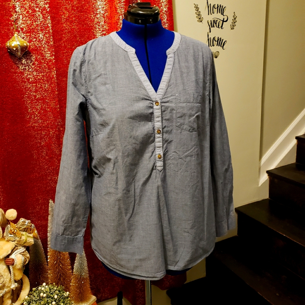 Women's shirt